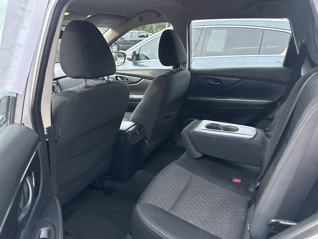 2019 Nissan Rogue S - Photo 6