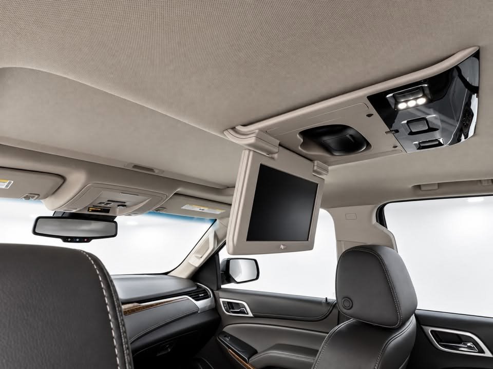 GMC Yukon XL photo 8