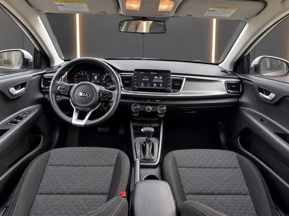 Kia Rio photo 2