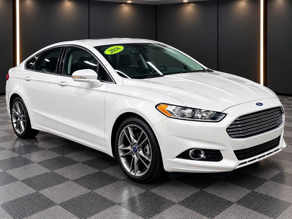 Ford Fusion photo 2